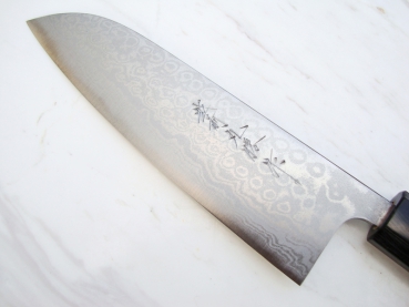 AZAI Aogami-Super Suminagashi Santoku 16,5 cm, handgeschmiedet und -signiert, nicht rostfrei