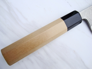 Yoshikane Nashi-ji Santoku 16,5 cm, handgeschmiedet und -signiert
