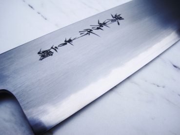 AOKI Aogami 2 Warikomi Wa Gyuto 24 cm handgeschmiedet und -signiert - nicht rostfrei