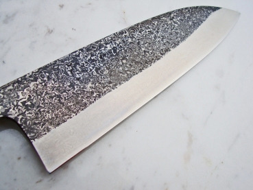 Yoshikane Raiun Damast Santoku, 16,5 cm, handgeschmiedet und -signiert
