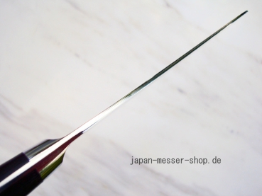 Takamura Blazen PM-Stahl Santoku - handgeschmiedet und -signiert, 16,5 cm Klinge
