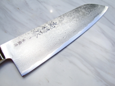 Takamura VG10 Damast Santoku - handgeschmiedet und -signiert, 17 cm Klinge