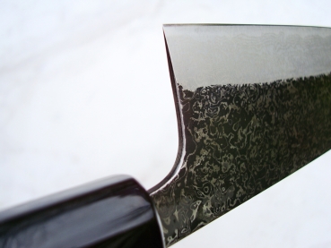 Yoshikane Raiun Damast Santoku, 18 cm, handgeschmiedet und -signiert