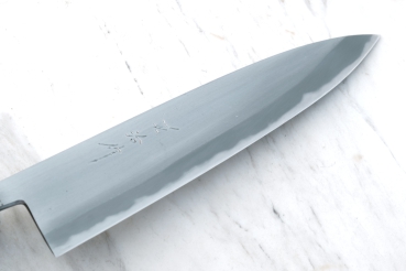 HEIJI Schmiede Atsuraeko Migaki Gyuto, 22 cm Klinge mit Honbazuke, handgeschmiedet und - signiert, nicht rostfrei