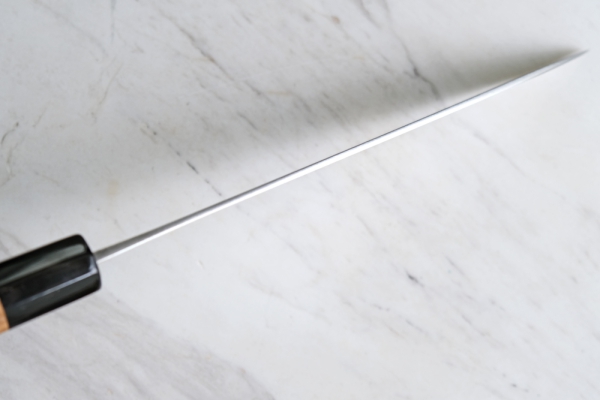 HEIJI Schmiede Gyuto 24 cm Klinge mit Honbazuke, handgeschmiedet und -signiert, rostfrei