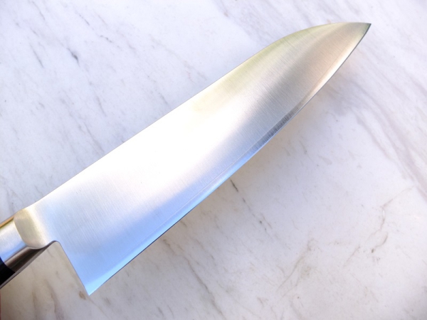 Sakon Ryuga PM Stahl Santoku Kochmesser 18cm